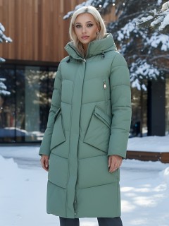 Купить пальто куртку женскую утепленную с капюшоном зимнюю оптом от производителя недорого в Новосибирске 9639Z