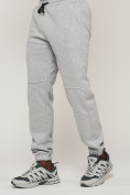 Оптом Брюки джоггеры спортивные с карманами мужские светло-серого цвета 062SS, фото 15