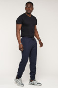 Оптом Брюки джоггеры спортивные с карманами мужские темно-синего цвета 062TS, фото 2
