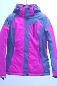 Оптом Горнолыжная куртка женская УЦЕНКА малинового цвета 0817M