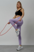 Оптом Легинсы для фитнеса женские фиолетового цвета 1005F в Омске, фото 2
