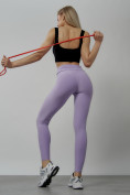 Оптом Легинсы для фитнеса женские фиолетового цвета 1005F в Перми, фото 4