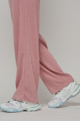 Оптом Брюки трубы женские вельветовые спортивные розового цвета 109R в Омске, фото 17
