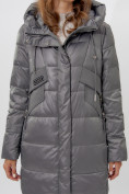 Оптом Пальто утепленное женское зимние темно-серого цвета 11201TC в Екатеринбурге, фото 6
