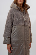 Оптом Пальто утепленное женское зимние коричневого цвета 11210K в Екатеринбурге, фото 2