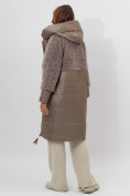 Оптом Пальто утепленное женское зимние коричневого цвета 11210K в Екатеринбурге, фото 9