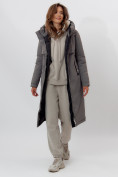 Оптом Пальто утепленное женское зимние серого цвета 112210Sr в Екатеринбурге, фото 16