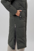 Оптом Пальто утепленное женское зимние темно-зеленого цвета 113135TZ в Екатеринбурге, фото 9