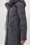 Оптом Пальто утепленное женское зимние темно-серого цвета 113151TC в Екатеринбурге, фото 7