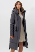 Оптом Пальто утепленное женское зимние темно-серого цвета 113151TC в Екатеринбурге, фото 12