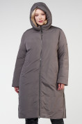 Оптом Куртка зимняя удлиненная женская коричневого цвета 114-935_48K в Санкт-Петербурге, фото 6