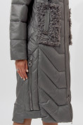 Оптом Пальто утепленное женское зимние серого цвета 11608Sr в Екатеринбурге, фото 17