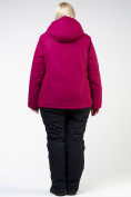 Оптом Костюм горнолыжный женский большого размера малинового цвета 011982M в Сочи, фото 5