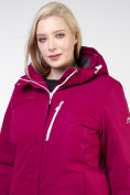 Оптом Куртка горнолыжная женская большого размера малинового цвета 11982M в Сочи, фото 7