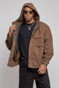 Оптом Джинсовая куртка мужская с капюшоном коричневого цвета 126040K, фото 6