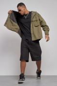 Оптом Джинсовая куртка мужская с капюшоном цвета хаки 126040Kh в Екатеринбурге, фото 12