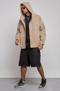 Оптом Джинсовая куртка мужская с капюшоном бежевого цвета 12768B в Тюмени, фото 6