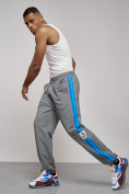 Оптом Широкие спортивные штаны трикотажные мужские серого цвета 12903Sr в Самаре, фото 2