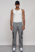 Оптом Широкие спортивные брюки трикотажные мужские серого цвета 12908Sr в Перми, фото 5