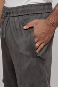 Оптом Спортивные мужские штаны из бархатного трикотажа серого цвета 12929Sr в Тюмени, фото 8