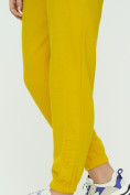 Оптом Штаны джоггеры женские желтого цвета 1302J в Казани, фото 13