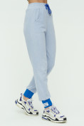 Оптом Спортивные брюки женские голубого цвета 1307Gl в Казани, фото 10