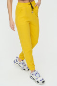 Оптом Штаны джоггеры женские желтого цвета 1312J в Перми, фото 13