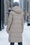 Оптом Пальто зимнее утепленное с капюшоном женское бежевого цвета 1318B, фото 3