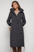 Оптом Пальто утепленное с капюшоном зимнее женское темно-серого цвета 132132TC в Казани, фото 14
