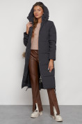 Оптом Пальто утепленное с капюшоном зимнее женское темно-серого цвета 132132TC, фото 36