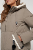 Оптом Пальто утепленное с капюшоном зимнее женское бежевого цвета 132227B, фото 10