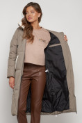 Оптом Пальто утепленное с капюшоном зимнее женское бежевого цвета 132227B в Сочи, фото 26