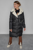 Оптом Пальто утепленное с капюшоном зимнее женское черного цвета 1322367Ch в Ульяновске, фото 10
