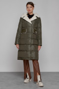 Оптом Пальто утепленное с капюшоном зимнее женское цвета хаки 1322367Kh в Томске