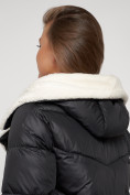 Оптом Пальто утепленное с капюшоном зимнее женское черного цвета 132255Ch в Челябинске, фото 13
