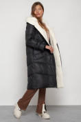 Оптом Пальто утепленное с капюшоном зимнее женское черного цвета 132255Ch в Казани, фото 24