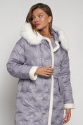 Оптом Пальто утепленное с капюшоном зимнее женское серого цвета 132290Sr в  Красноярске, фото 10