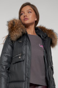 Оптом Куртка зимняя женская модная с мехом темно-серого цвета 132298TC в Казани, фото 21