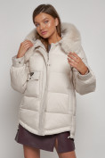Оптом Куртка зимняя женская модная с мехом бежевого цвета 13301B в Казани, фото 10