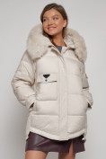 Оптом Куртка зимняя женская модная с мехом бежевого цвета 13301B в Екатеринбурге, фото 11