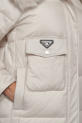 Оптом Куртка зимняя женская модная с мехом бежевого цвета 13301B в Казани, фото 13