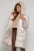 Оптом Пальто утепленное с капюшоном зимнее женское бежевого цвета 13305B в Волгоградке, фото 15