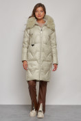 Оптом Пальто утепленное с капюшоном зимнее женское светло-зеленого цвета 13305ZS в Волгоградке