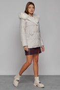 Оптом Куртка зимняя женская модная с мехом бежевого цвета 133120B в Казани, фото 3