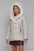 Оптом Куртка зимняя женская модная с мехом бежевого цвета 133120B в Казани, фото 7
