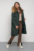 Оптом Пальто утепленное с капюшоном зимнее женское темно-зеленого цвета 133125TZ, фото 17