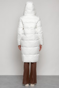 Оптом Пальто утепленное с капюшоном зимнее женское белого цвета 133127Bl в Астане, фото 8