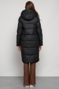 Оптом Пальто утепленное с капюшоном зимнее женское черного цвета 133127Ch в Екатеринбурге, фото 4