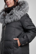 Оптом Пальто утепленное с чернобуркой зимнее женское черного цвета 133156Ch в Барнауле, фото 12