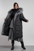 Оптом Пальто утепленное с чернобуркой зимнее женское черного цвета 133156Ch в Перми, фото 3